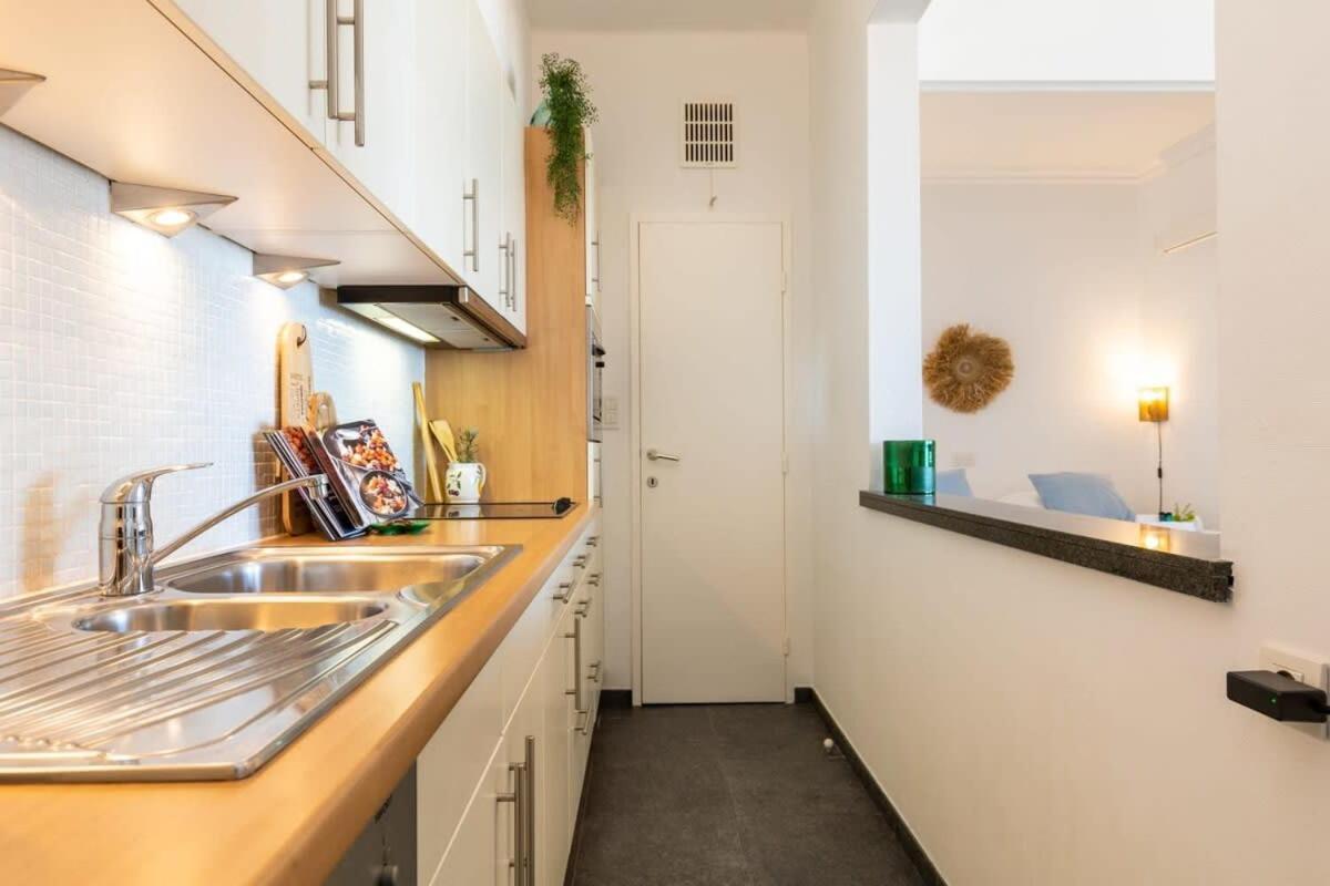 Huswell - Beautiful Spacious Studio With Frontal Sea View Knokke-Heist Luaran gambar