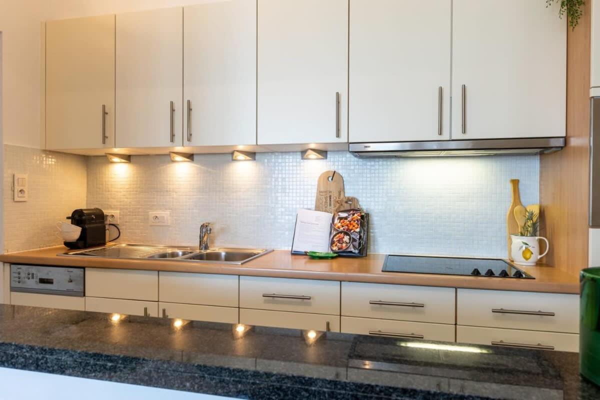 Huswell - Beautiful Spacious Studio With Frontal Sea View Knokke-Heist Luaran gambar