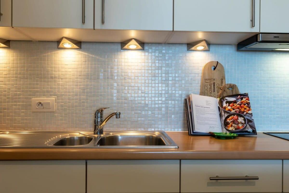 Huswell - Beautiful Spacious Studio With Frontal Sea View Knokke-Heist Luaran gambar