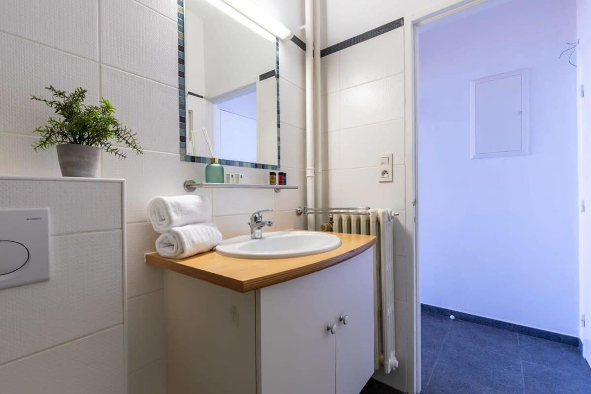 Huswell - Beautiful Spacious Studio With Frontal Sea View Knokke-Heist Luaran gambar